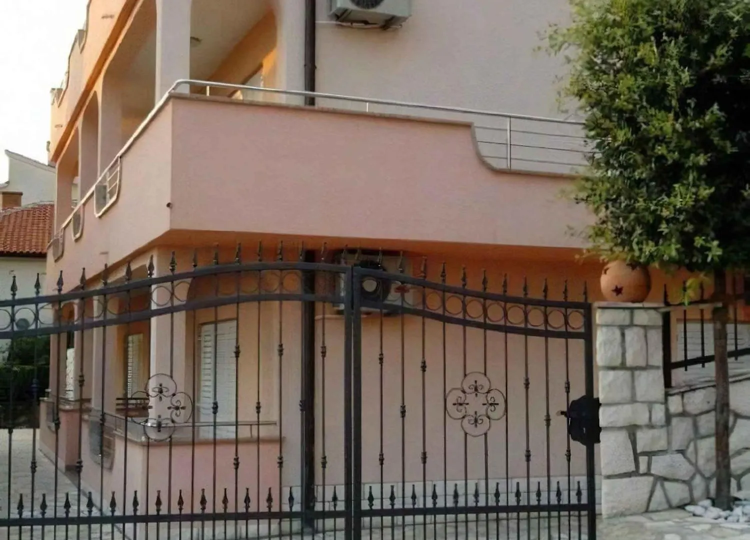Apartments In Novi Vinodolski 49889