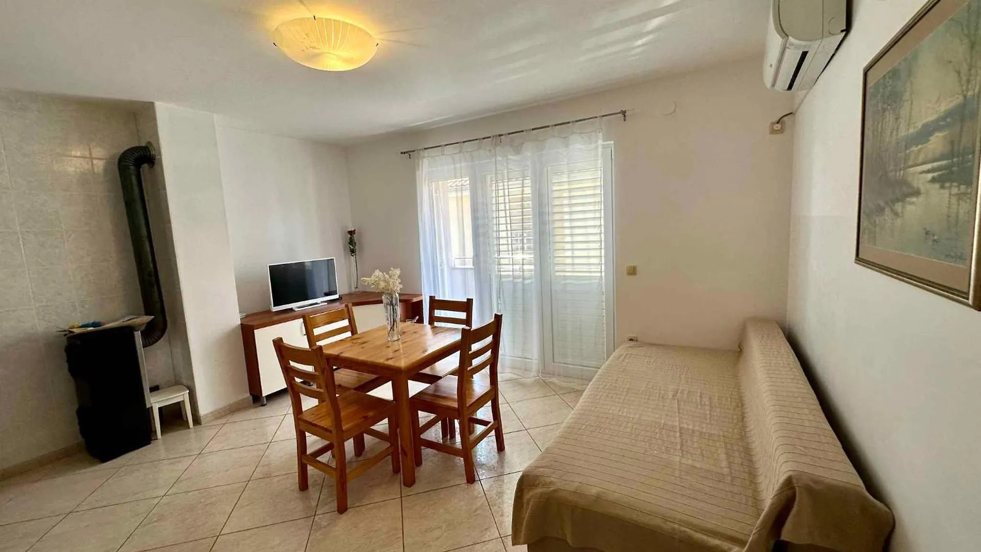 Apartments In Novi Vinodolski 49889