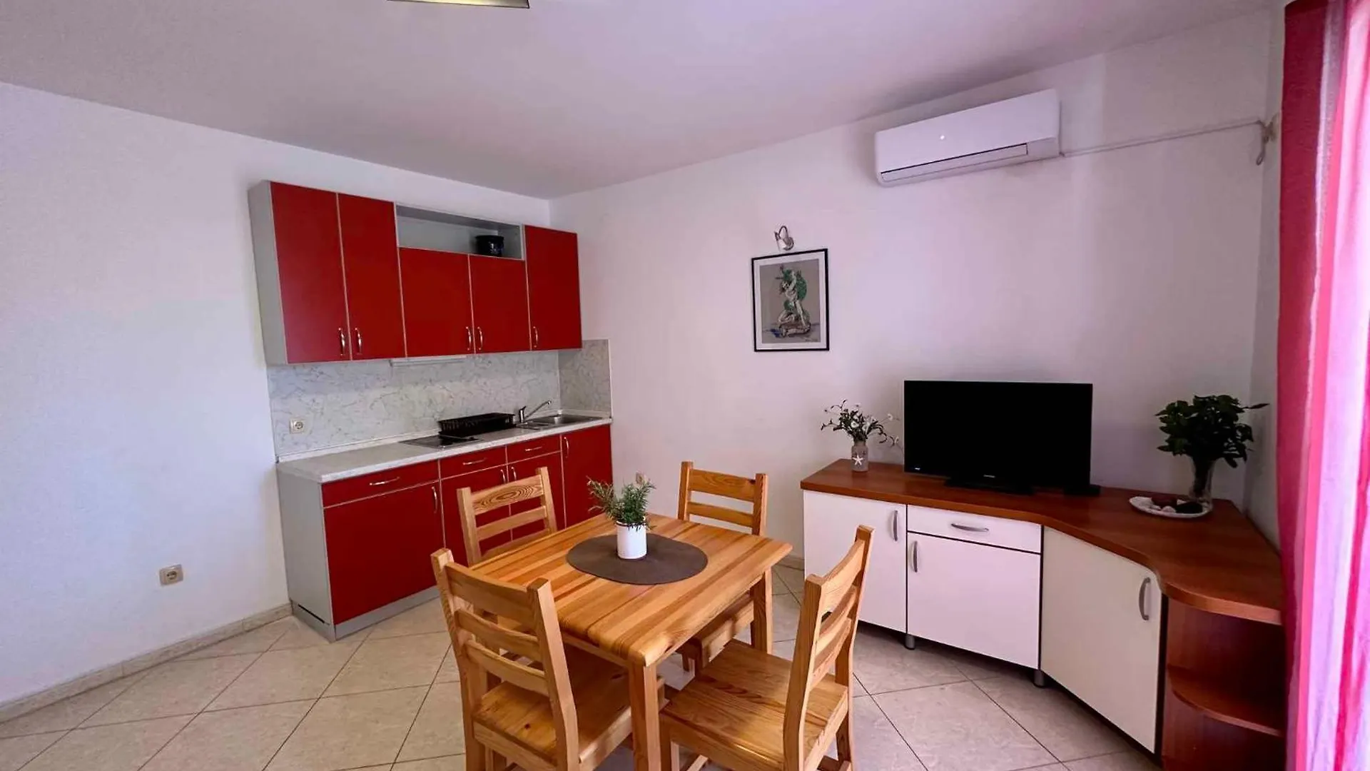 Apartments In Novi Vinodolski 49889 كرواتيا