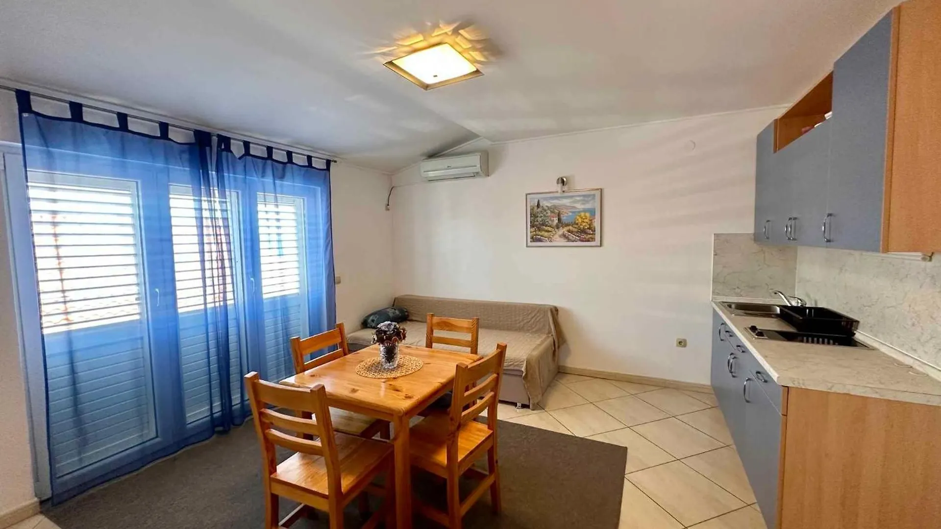 Apartments In Novi Vinodolski 49889 كرواتيا